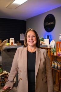 Picture of Lauren Moffatt